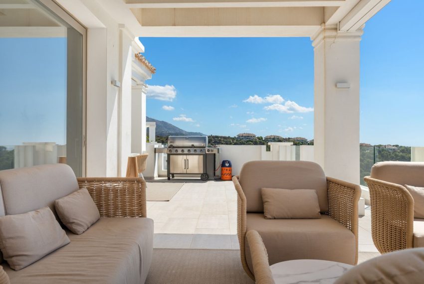 R4973818-Apartment-For-Sale-Nueva-Andalucia-Penthouse-2-Beds-150-Built-7