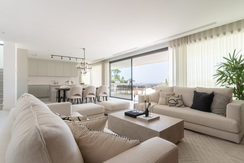 R4973896-Villa-For-Sale-Nueva-Andalucia-Detached-5-Beds-499-Built-3