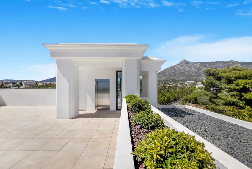 R4974166-Villa-For-Sale-The-Golden-Mile-Detached-6-Beds-647-Built-11