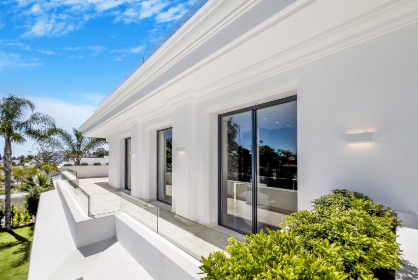 R4974166-Villa-For-Sale-The-Golden-Mile-Detached-6-Beds-647-Built-19