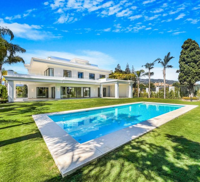 R4974166-Image 1-Detached - 6 Beds - 647 Built