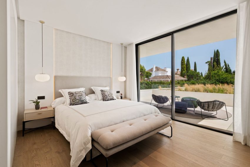 R4974355-Villa-For-Sale-Nueva-Andalucia-Detached-5-Beds-476-Built-18