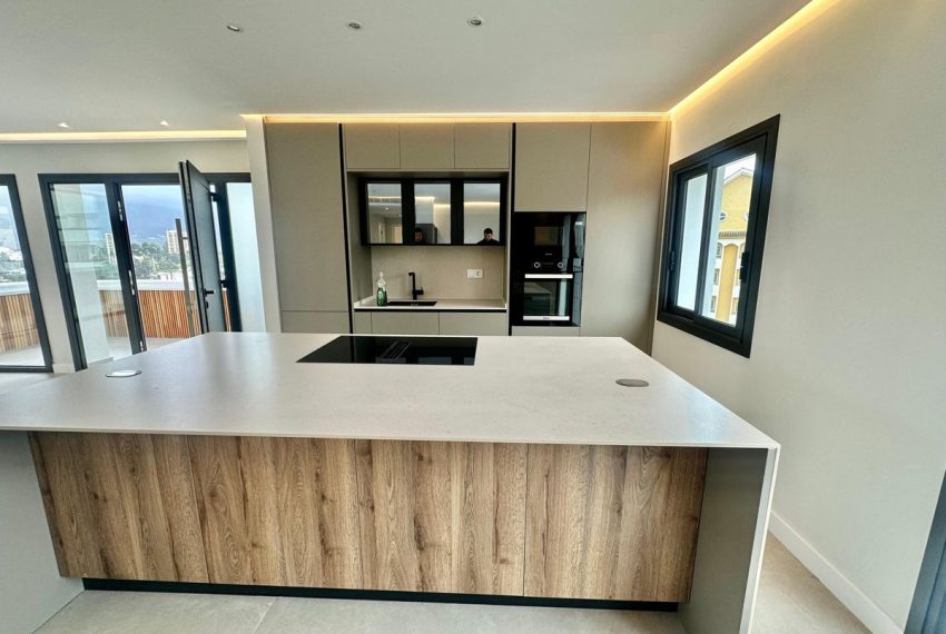 R4974928-Apartment-For-Sale-Nueva-Andalucia-Penthouse-2-Beds-100-Built-2