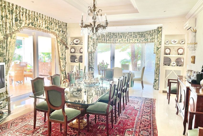 R4974949-Villa-For-Sale-Guadalmina-Baja-Detached-5-Beds-1457-Built-9