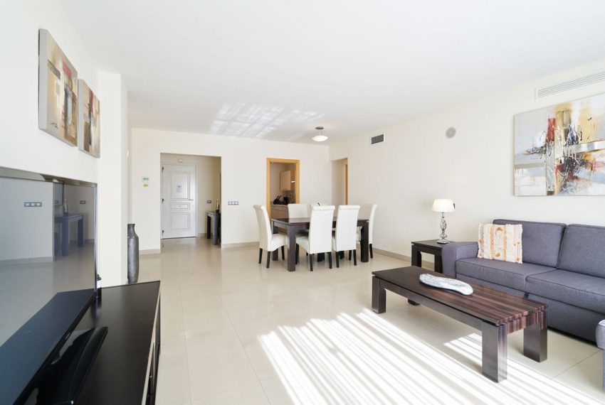R4975906-Apartment-For-Sale-Estepona-Penthouse-2-Beds-110-Built-3