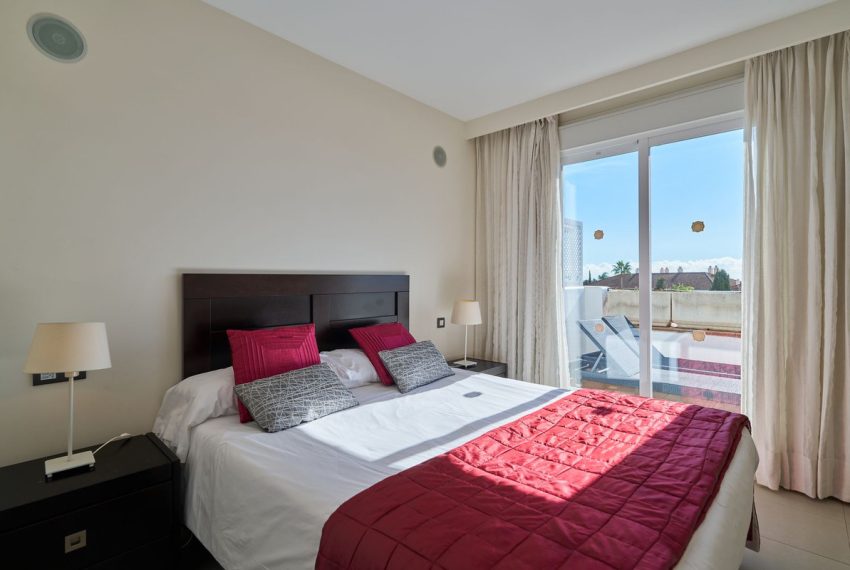 R4975906-Apartment-For-Sale-Estepona-Penthouse-2-Beds-110-Built-5