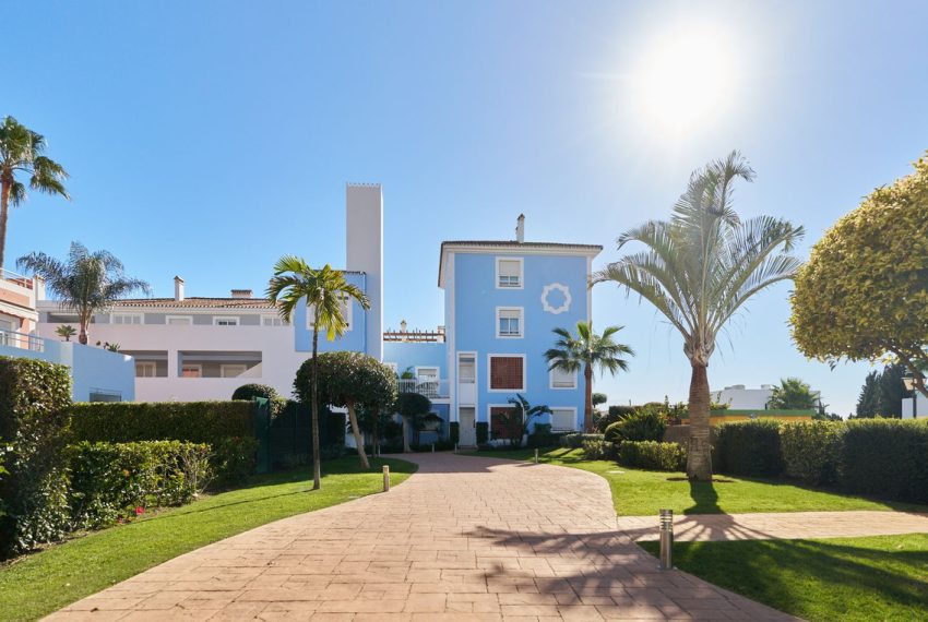 R4975906-Apartment-For-Sale-Estepona-Penthouse-2-Beds-110-Built