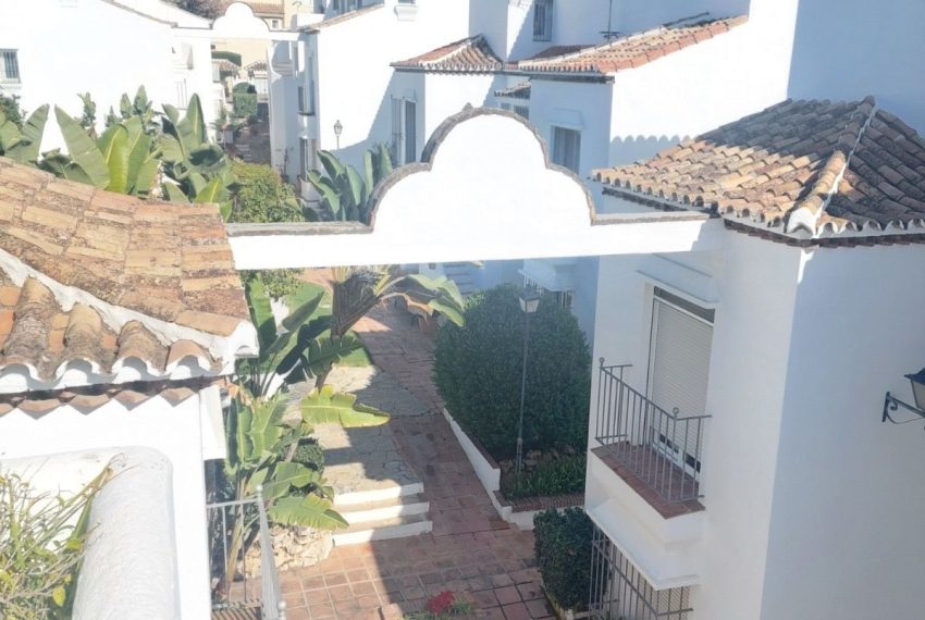 R4976116-Apartment-For-Sale-Nagueles-Penthouse-1-Beds-80-Built-16