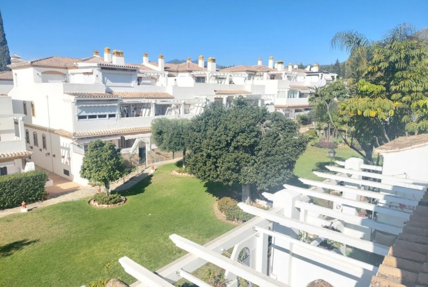 R4976116-Apartment-For-Sale-Nagueles-Penthouse-1-Beds-80-Built