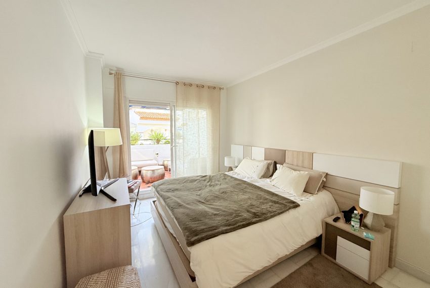 R4976353-Apartment-For-Sale-San-Pedro-de-Alcantara-Middle-Floor-2-Beds-151-Built-10