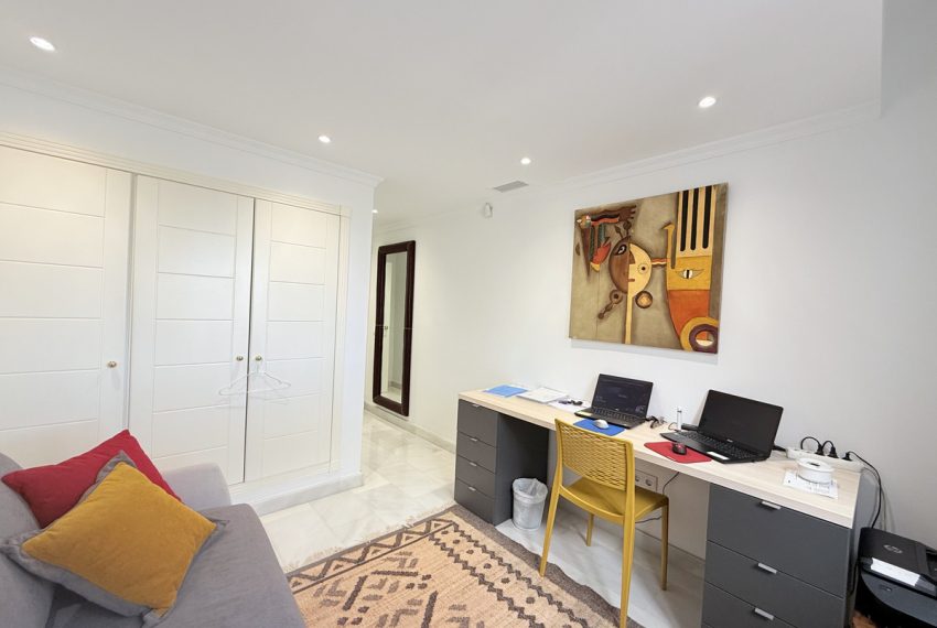 R4976353-Apartment-For-Sale-San-Pedro-de-Alcantara-Middle-Floor-2-Beds-151-Built-15