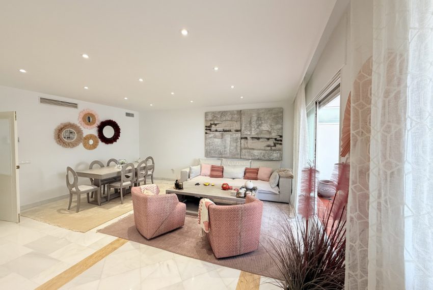 R4976353-Apartment-For-Sale-San-Pedro-de-Alcantara-Middle-Floor-2-Beds-151-Built-4
