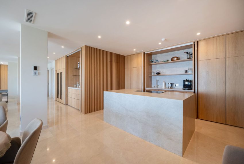 R4976617-Villa-For-Sale-Marbella-Detached-6-Beds-739-Built-15