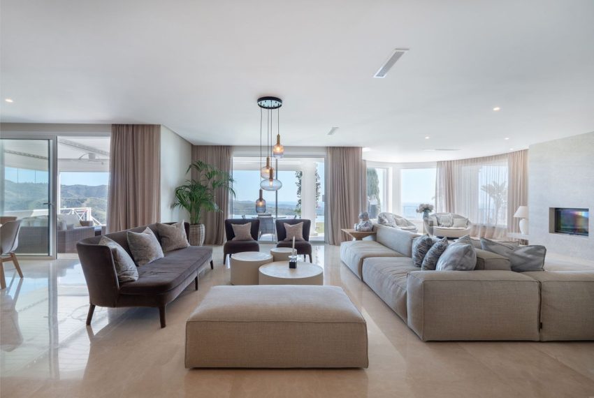 R4976617-Villa-For-Sale-Marbella-Detached-6-Beds-739-Built-19