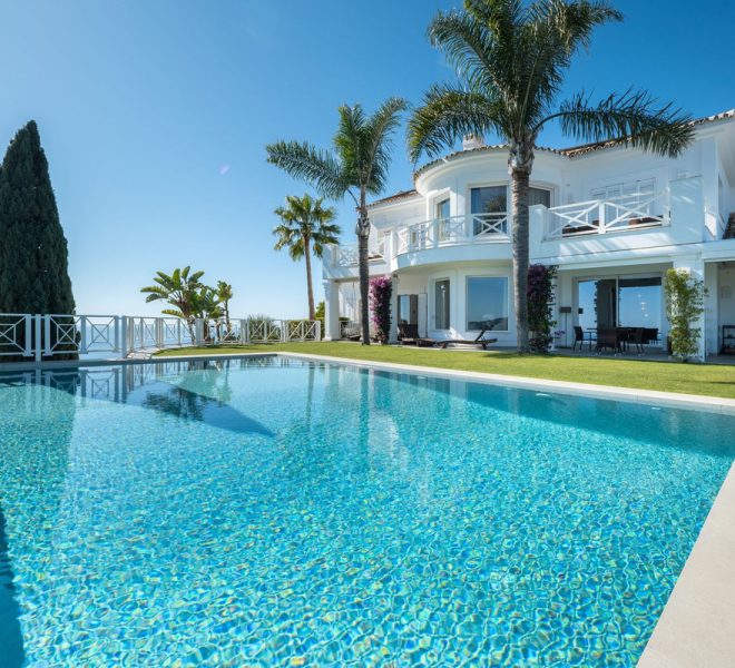 R4976617-Image 1-Detached - 6 Beds - 739 Built