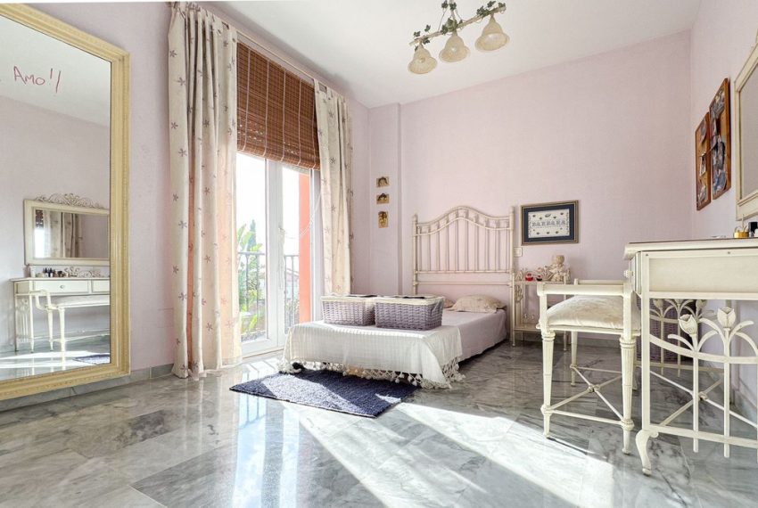 R4976812-Villa-For-Sale-Marbella-Detached-4-Beds-230-Built-3
