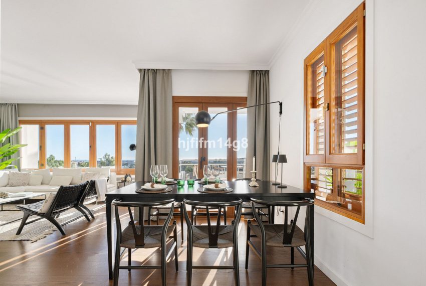R4977193-Apartment-For-Sale-Nueva-Andalucia-Penthouse-5-Beds-166-Built-9