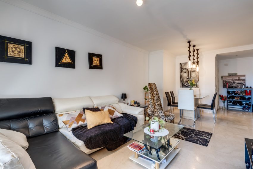 R4977340-Apartment-For-Sale-La-Quinta-Middle-Floor-3-Beds-136-Built-3