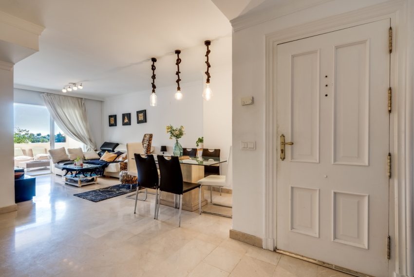 R4977340-Apartment-For-Sale-La-Quinta-Middle-Floor-3-Beds-136-Built-4