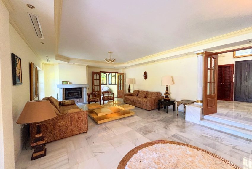 R4977412-Villa-For-Sale-El-Paraiso-Detached-5-Beds-490-Built-19