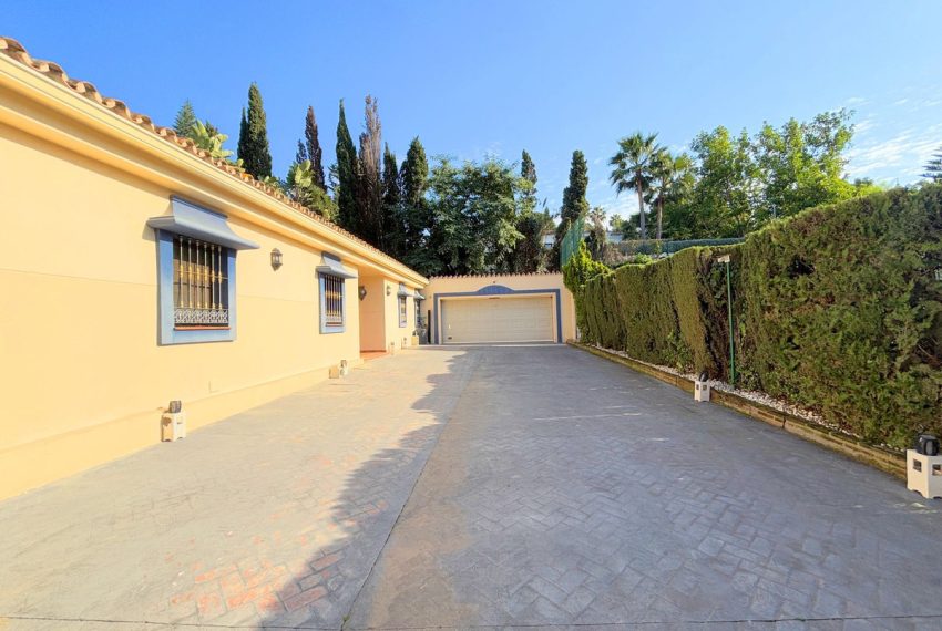 R4977412-Villa-For-Sale-El-Paraiso-Detached-5-Beds-490-Built-7