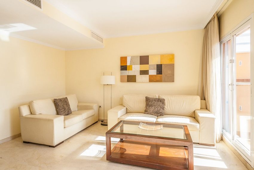 R4978690-Apartment-For-Sale-Elviria-Penthouse-2-Beds-105-Built-3