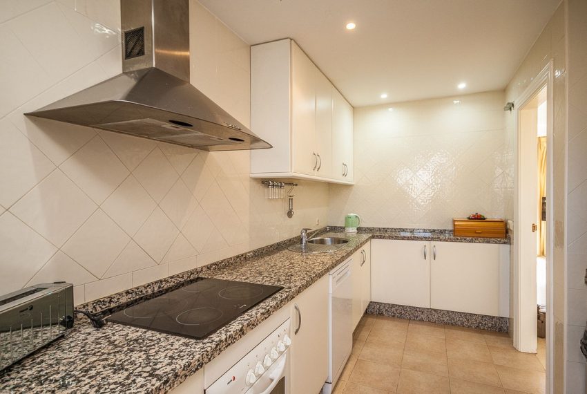R4978690-Apartment-For-Sale-Elviria-Penthouse-2-Beds-105-Built-4