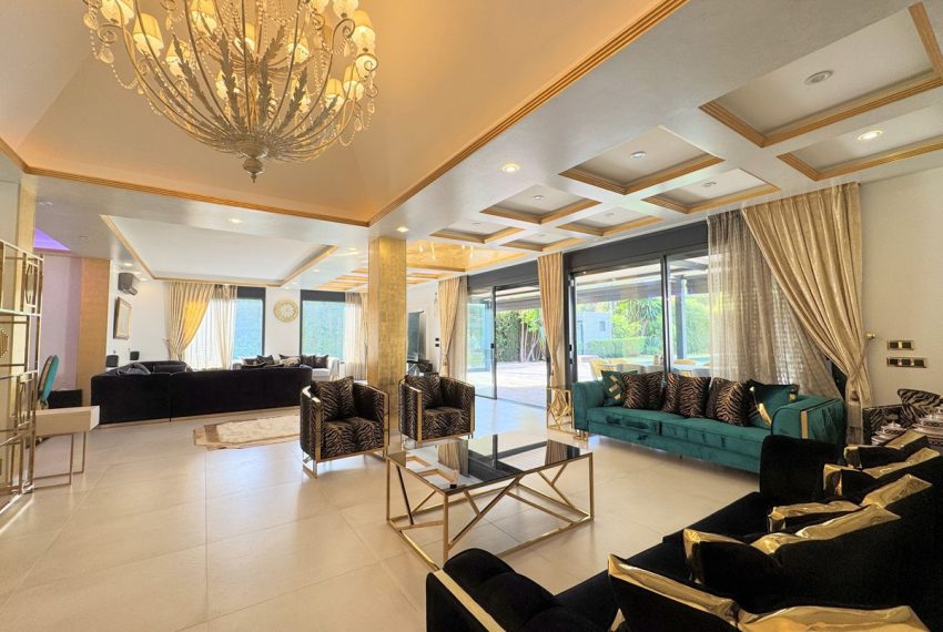 R4978753-Villa-For-Sale-El-Paraiso-Detached-5-Beds-410-Built-2
