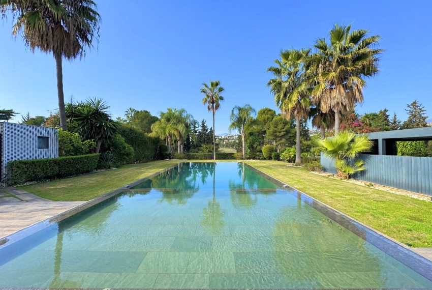 R4978753-Villa-For-Sale-El-Paraiso-Detached-5-Beds-410-Built-5