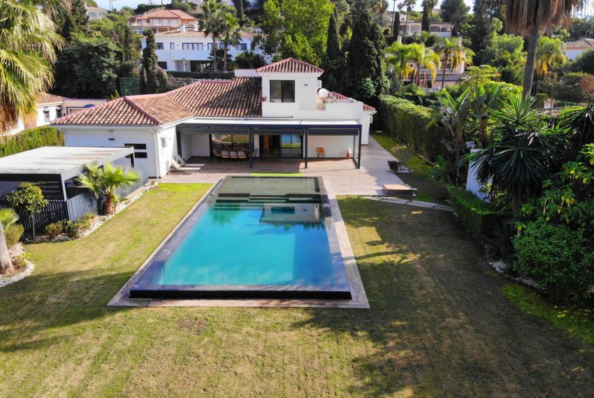 R4978753-Villa-For-Sale-El-Paraiso-Detached-5-Beds-410-Built