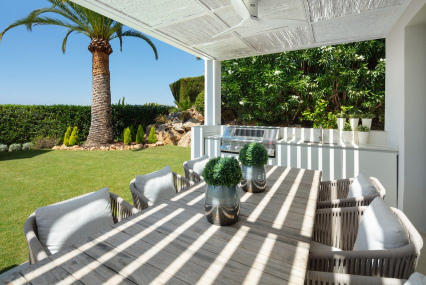 R4978843-Villa-For-Sale-Nueva-Andalucia-Detached-4-Beds-240-Built-14