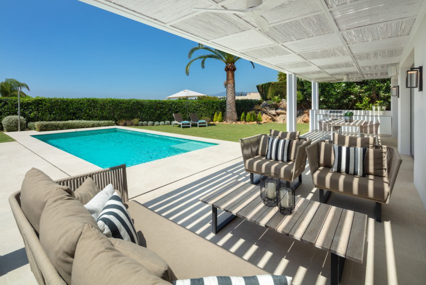 R4978843-Villa-For-Sale-Nueva-Andalucia-Detached-4-Beds-240-Built-15