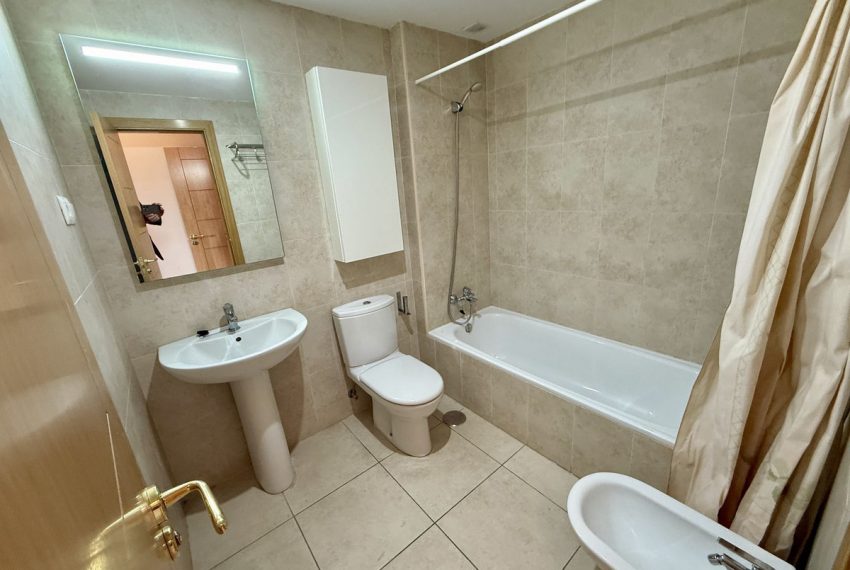 R4978912-Apartment-For-Sale-La-Campana-Middle-Floor-4-Beds-178-Built-5