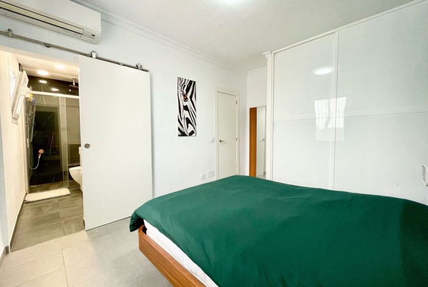 R4980703-Villa-For-Sale-Coin-Detached-2-Beds-161-Built-12