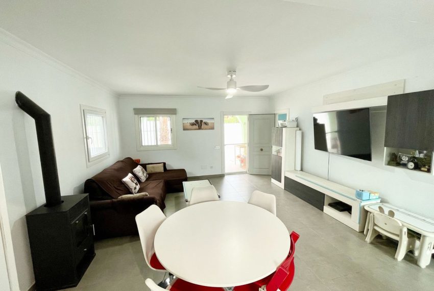 R4980703-Villa-For-Sale-Coin-Detached-2-Beds-161-Built-3