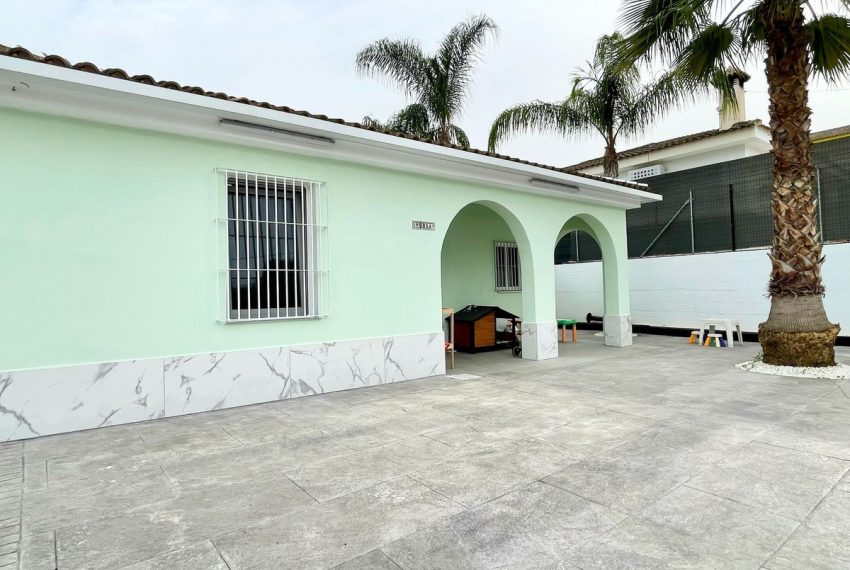 R4980703-Villa-For-Sale-Coin-Detached-2-Beds-161-Built-4