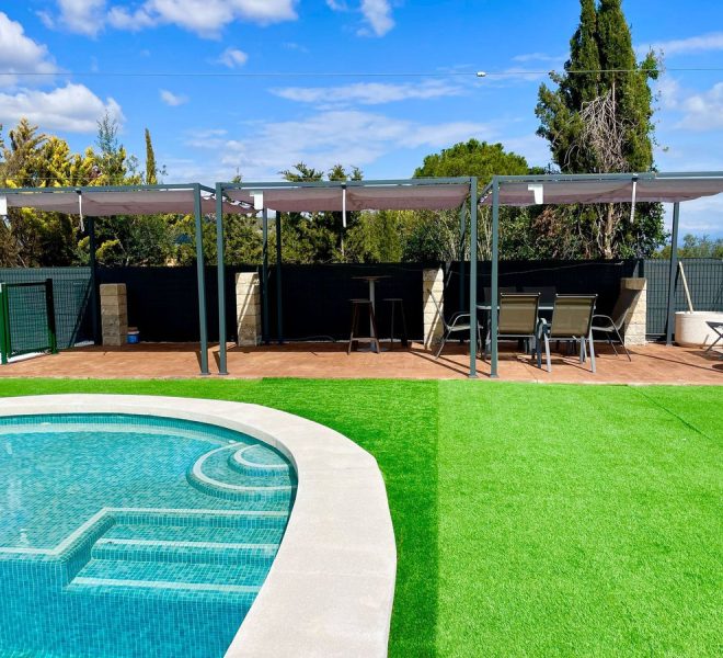 R4980703-Image 1-Detached - 2 Beds - 161 Built