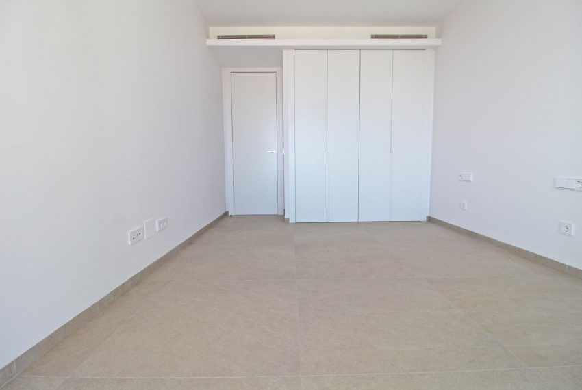 R4981474-Apartment-For-Sale-La-Quinta-Middle-Floor-3-Beds-139-Built-18