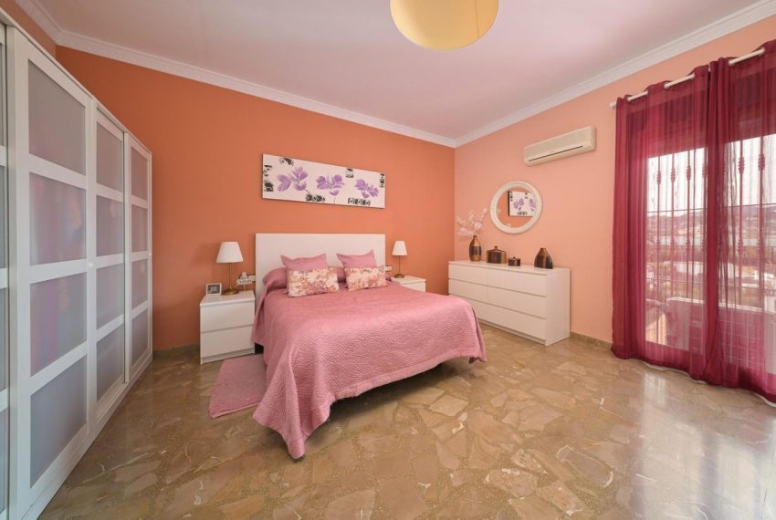 R4981801-Villa-For-Sale-Coin-Detached-5-Beds-320-Built-15