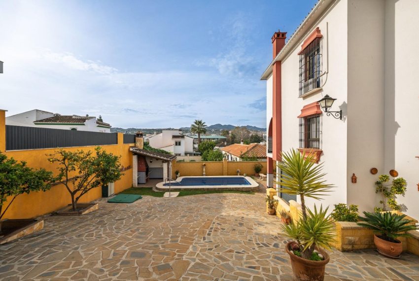 R4981801-Villa-For-Sale-Coin-Detached-5-Beds-320-Built-17