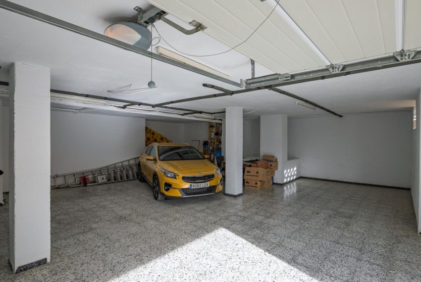 R4981801-Villa-For-Sale-Coin-Detached-5-Beds-320-Built-18