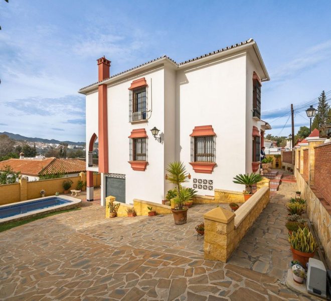 R4981801-Image 1-Detached - 5 Beds - 320 Built