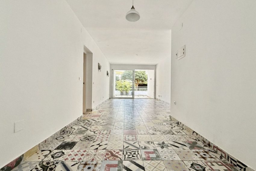 R4982698-Villa-For-Sale-Nueva-Andalucia-Semi-Detached-3-Beds-150-Built-15
