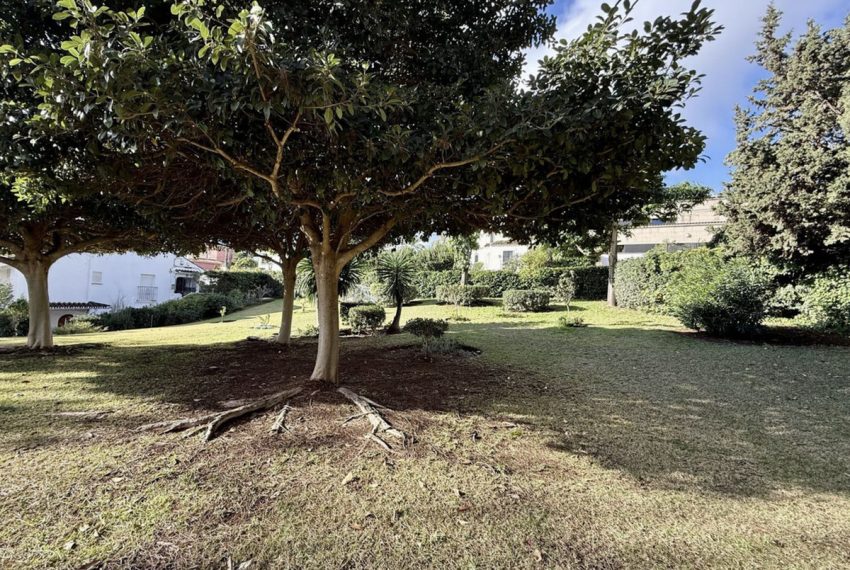 R4982698-Villa-For-Sale-Nueva-Andalucia-Semi-Detached-3-Beds-150-Built-6