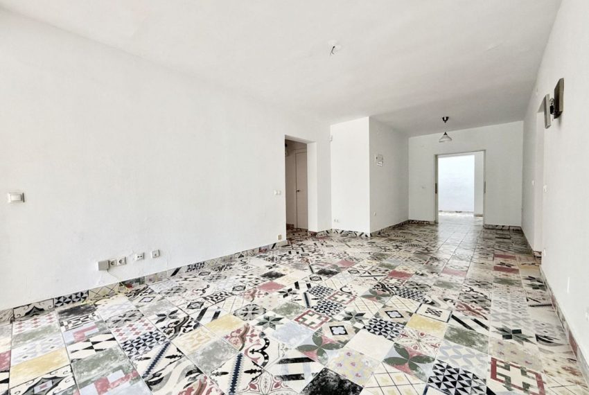R4982698-Villa-For-Sale-Nueva-Andalucia-Semi-Detached-3-Beds-150-Built-7