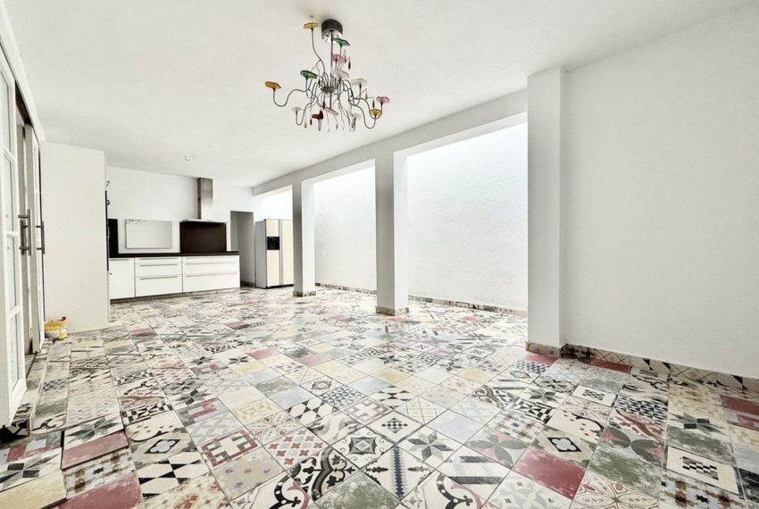 R4982698-Villa-For-Sale-Nueva-Andalucia-Semi-Detached-3-Beds-150-Built-8