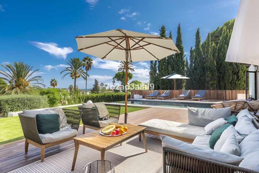 R4986928-Villa-For-Sale-Nueva-Andalucia-Detached-5-Beds-571-Built-3
