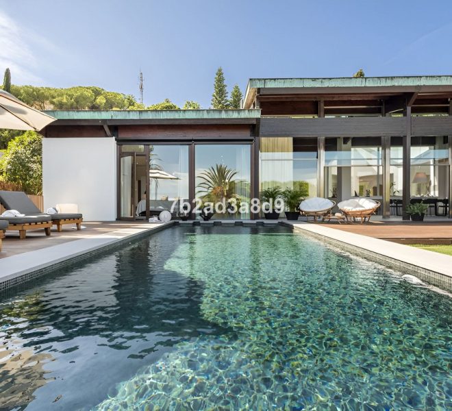 R4986928-Image 1-Detached - 5 Beds - 571 Built