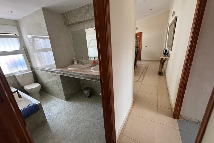 R4987597-Villa-For-Sale-Cabopino-Detached-7-Beds-477-Built-14