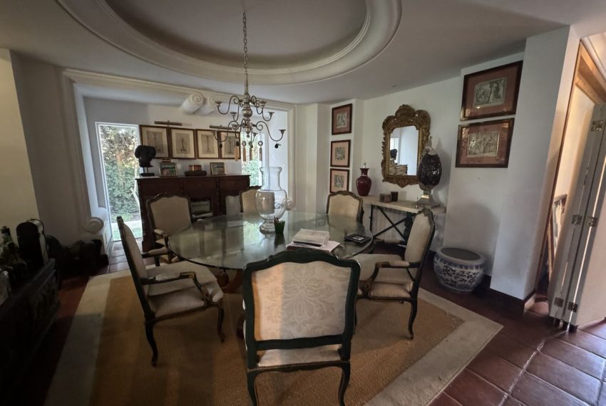 R4987702-Villa-For-Sale-Estepona-Detached-6-Beds-400-Built-15